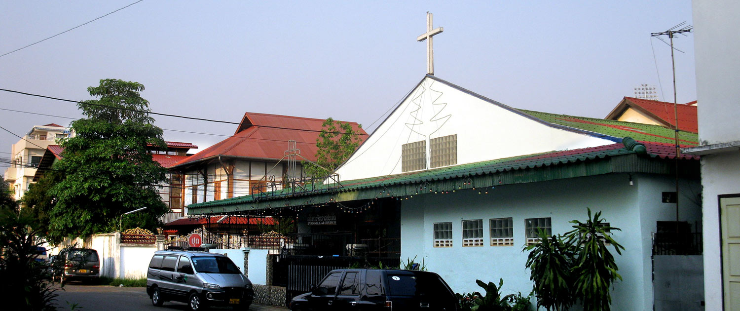Church in Laos - Wikipedia / Torbenbrinker